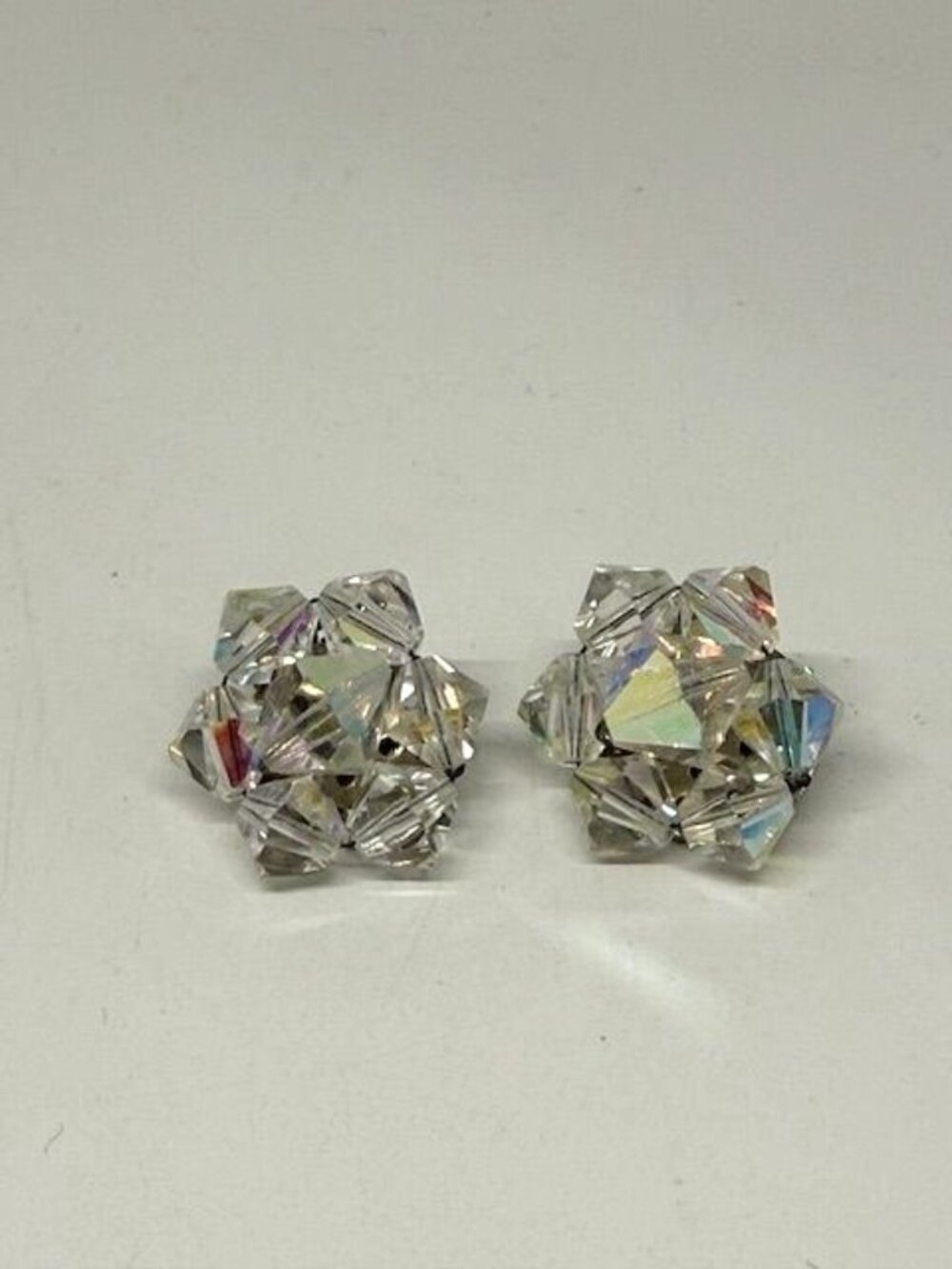 Vintage Aurora Borealis Beaded Cluster Clip On Earrings - Picture 4 of 4